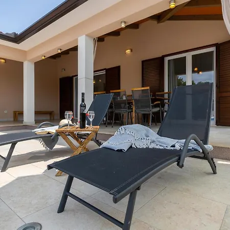 Beautiful In With Wifi * Kunj