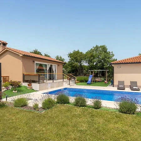 Ferienhaus Beautiful In With Wifi